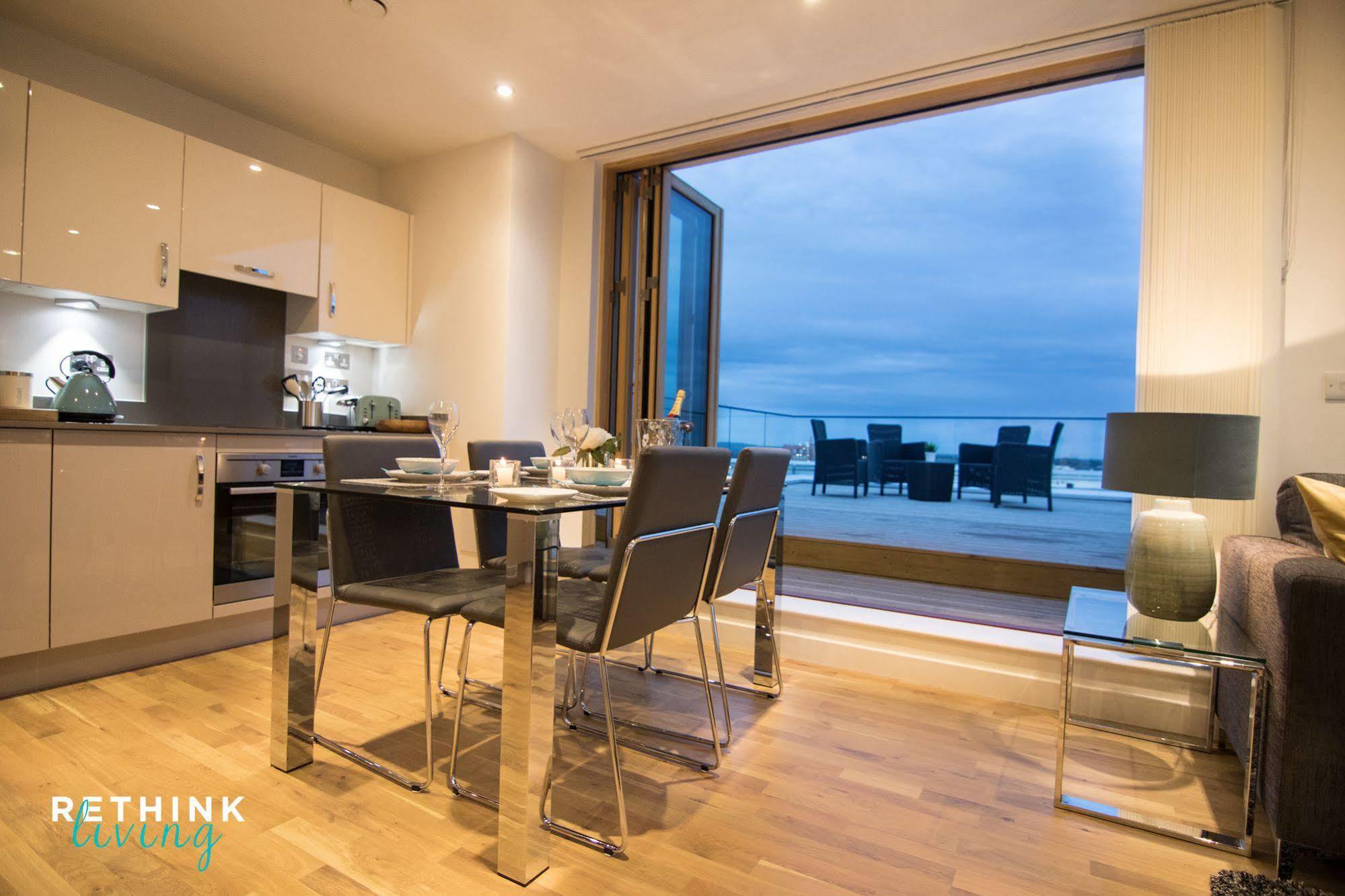 雷丁 The Penthouse At Hewitt酒店 外观 照片